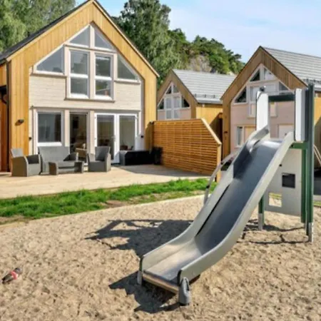 Med 4 Soverom Holiday home Kristiansand